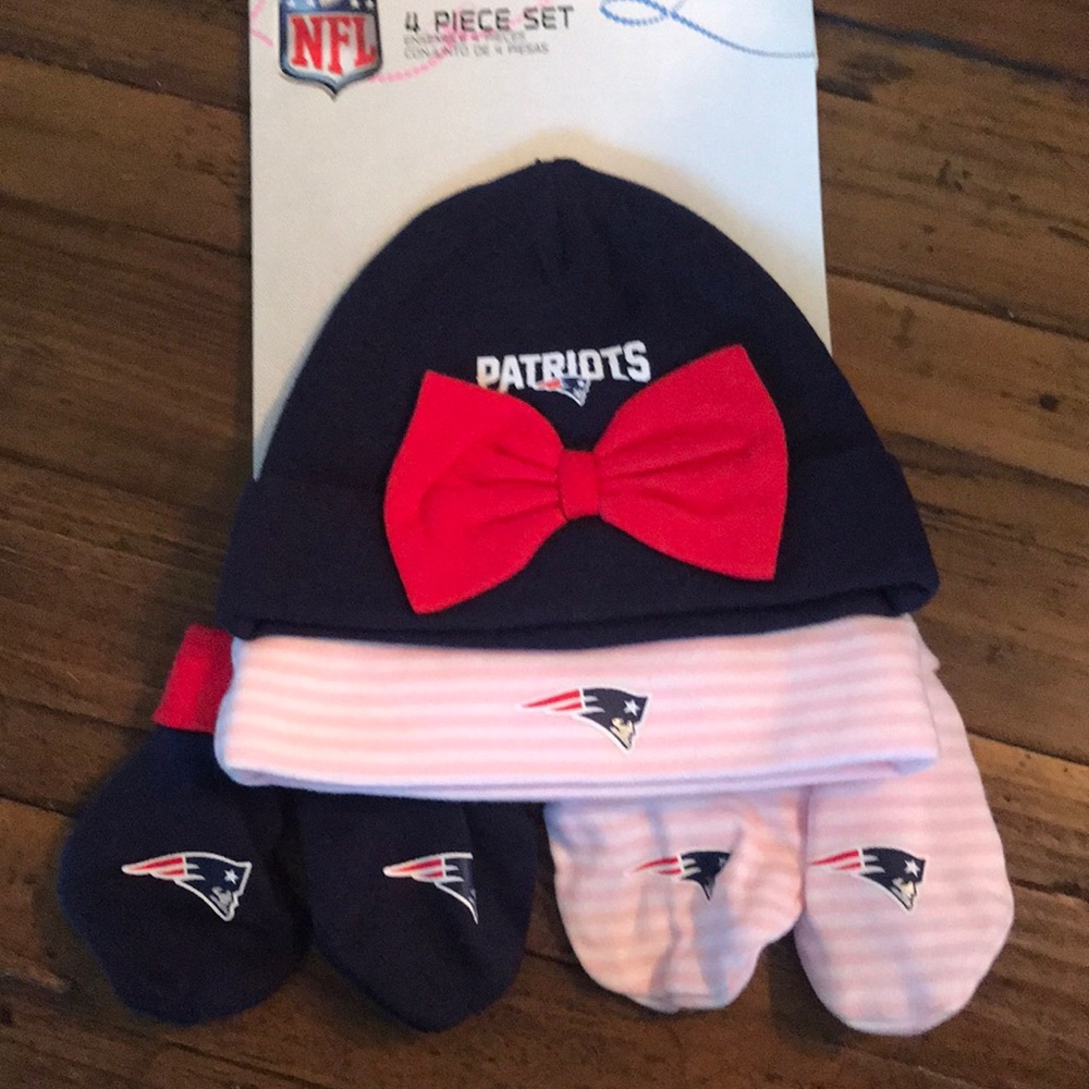 Baby girl Patriots hat & bootie bundle
